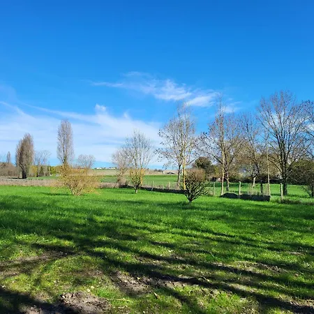 Le Hangar Apartment *