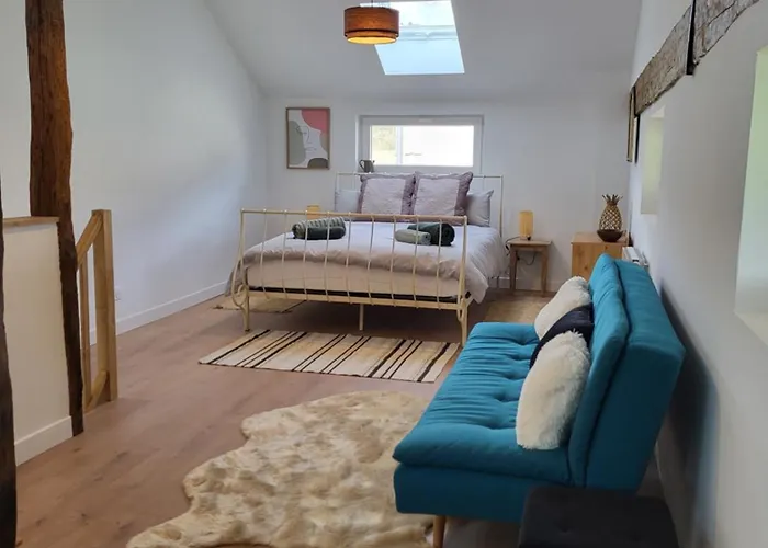 Le Hangar Daire Coutures (Dordogne)